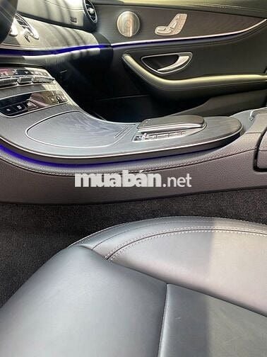 Mercedes Benz E Class 2021 E300 AMG - 37000 km