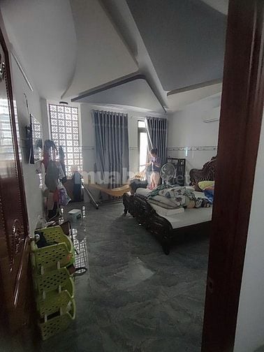 Nhà mới 99% hẻm 4m hậu Giang 4x16 1 trệt 2 lầu 1t như hình