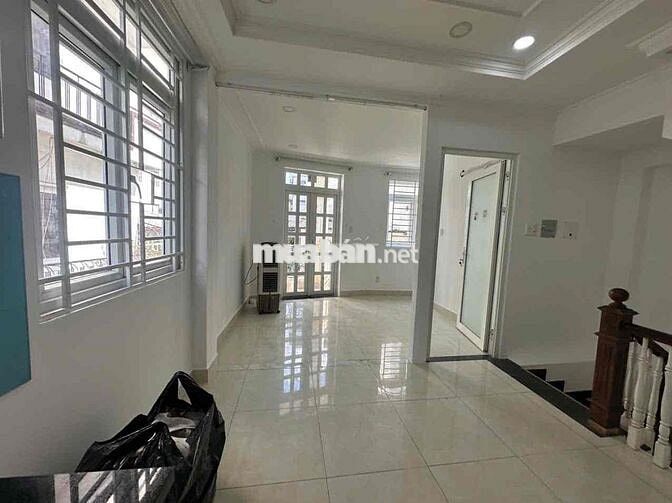 Cho Thuê Nhà Góc 2 Mặt Tiền 69/28 Nguyễn Gia Trí Quận Bình Thạnh
