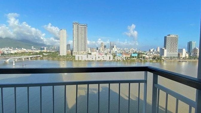 Bán Gấp Căn Hộ 2PN Indochina Riverside Tower