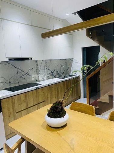 Bán nhà 4 tầng Bạch Đằng, Nội thất xịn, Ở ngay trung tâm Hai Bà Trưng
