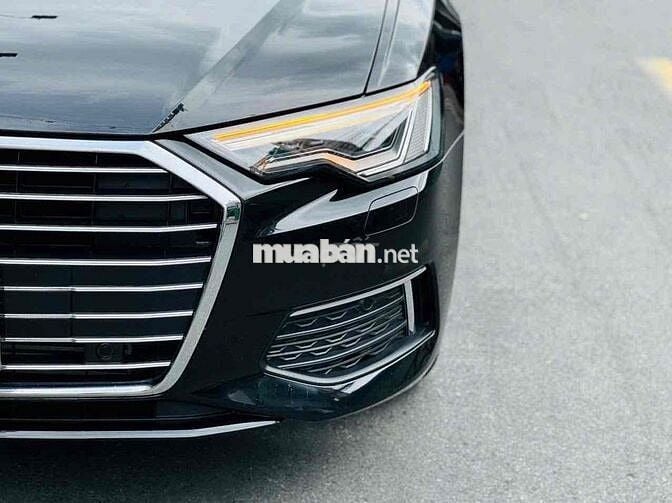 Audi A6 2022 45 TFSI siêu lướt 4200 km