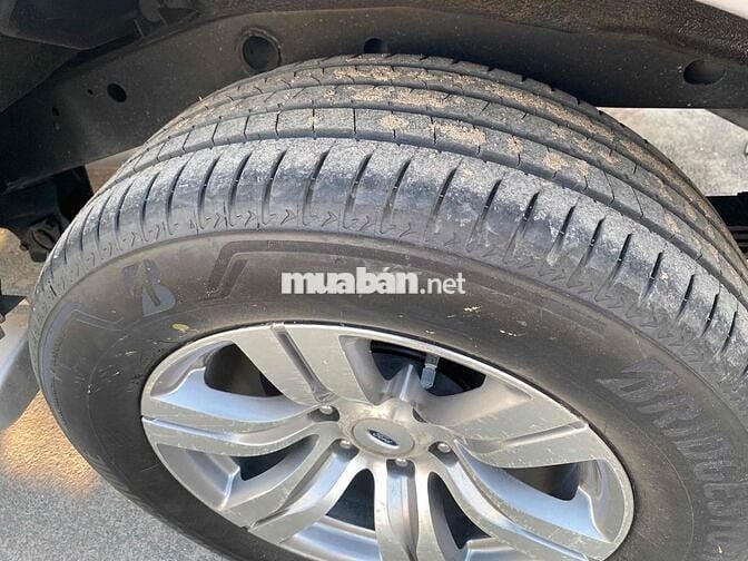 Ford Everest 2011 Limited 4x2 - 115000 km