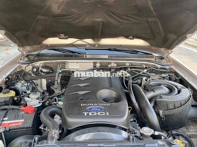 Ford Everest 2011 Limited 4x2 - 115000 km