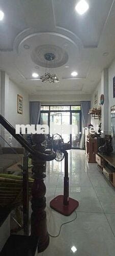 Hạ giá bán lỗ căn nhà 1T1L  hẻm xe hơi 6m, Bình Hưng 69m2 / 2ty2 (TL)