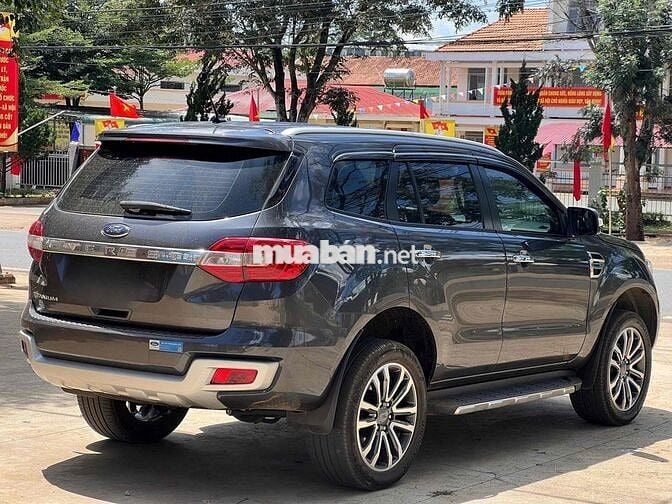 Ford Everest 2021 4x2 2.0 Titanium - 78000 km