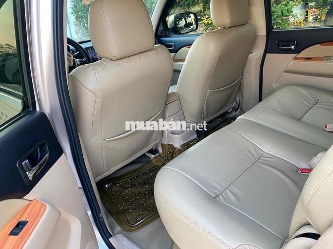Ford Everest 2011 Limited 4x2 - 115000 km