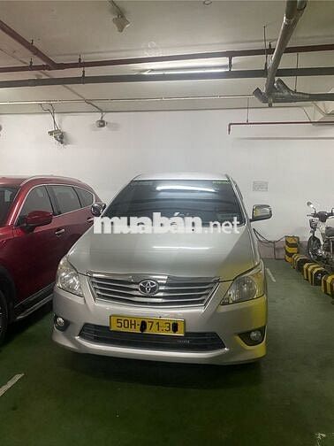 Toyota Innova 2013 2.0G - 289000 km