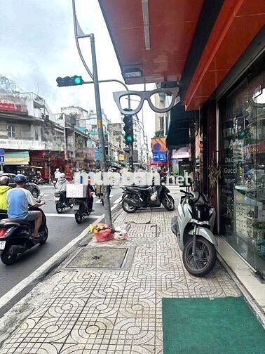 Cho Thuê Nhà Đường Trần Hưng Đạo, Quận 5 ( KD Tự Do - Ngang 8m )