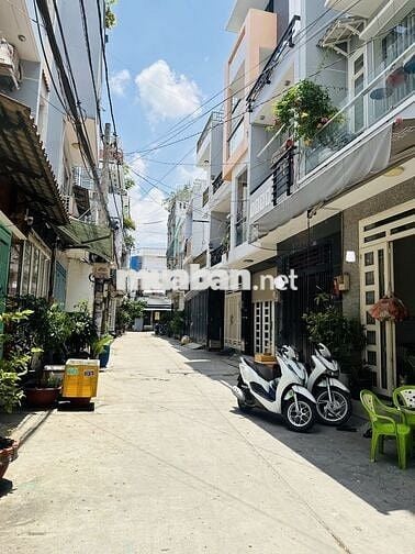 BÁN ĐẤT TẶNG NHÀ CẤP 4 MÃ LÒ BTĐA BÌNH TÂN 48m² (4m x 12m) 3,69 TỶ TL