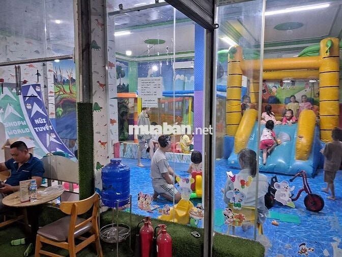 Sang KVC trẻ em+ khu cafe và 11 phòng trọ ở Bình Tân