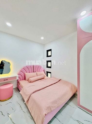 Nhà đẹp như biệt thự ngay Trần Xuân Soạn - Q7, 2tỷ8, 72m2 cho thuê tốt