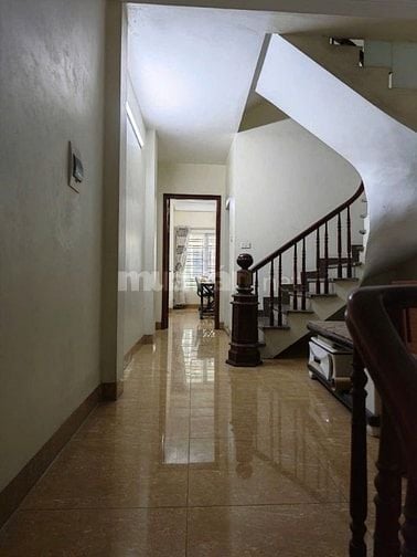 Bán nhà - Trần Quốc Hoàn - PHÂN LÔ, ÔTÔ, KINH DOANH - 40M x 6 TẦNG.