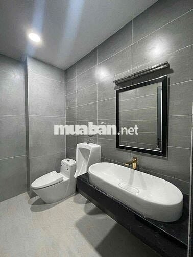 Cho thuê nhà mặt tiền Cao Thắng Q3, giá chỉ 30tr