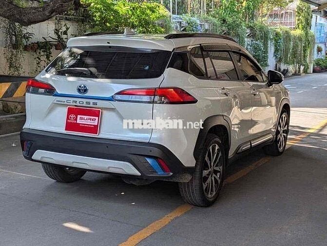 Toyota Corolla Cross 2021 1.8HV - 22000 km