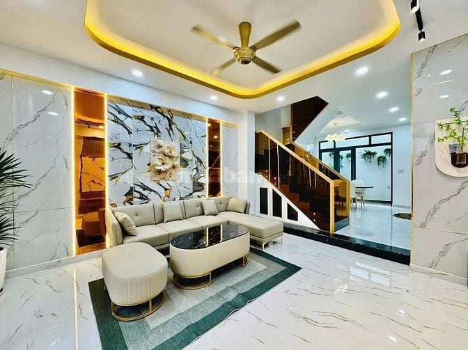 Nhà đẹp như biệt thự ngay Trần Xuân Soạn - Q7, 2tỷ8, 72m2 cho thuê tốt