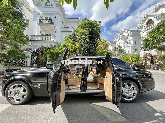 Rolls Royce Phantom 2010 - 17692 km