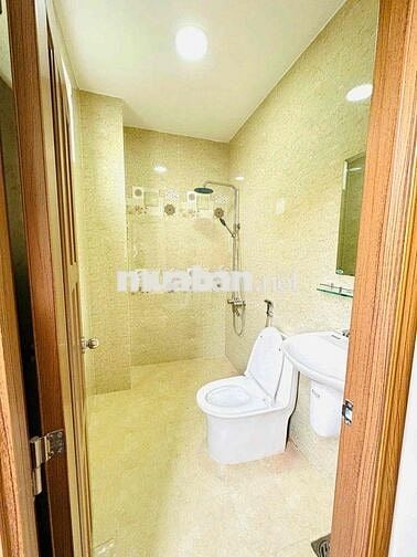 Phòng cho thuê Gần Đại Học Bách Khoa Quận 10 và Nhà Thi Đấu Phú Thọ