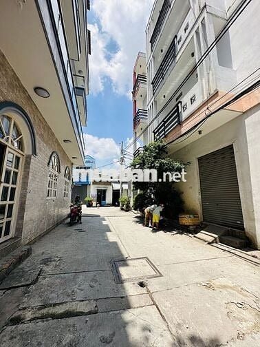 BÁN ĐẤT TẶNG NHÀ CẤP 4 MÃ LÒ BTĐA BÌNH TÂN 48m² (4m x 12m) 3,69 TỶ TL