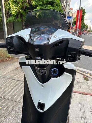 sh 125i nhập Ý sm104 2011 trắng sporty zin nguyên