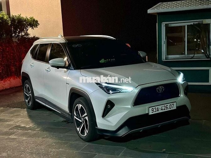 Toyota Yaris Cross HEV Đk 2/2025 Odo 5.900 km