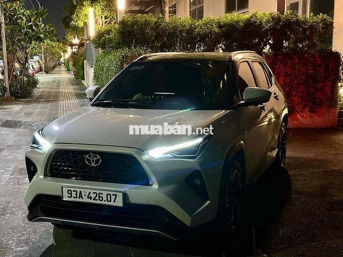 Toyota Yaris Cross HEV Đk 2/2025 Odo 5.900 km