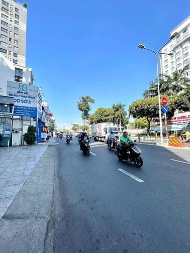 Lên siêu phẩm Võ Oanh, p25,q. Bình Thạnh giá 2tỷ130tr hẻm xe hơi