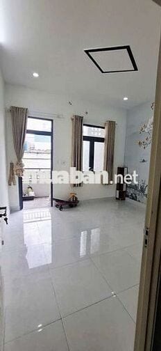 Nhà 1 lầu 2PN, SHR, Hiệp thành 13 HXH, Gần chợ, Trường học, bệnh viện.