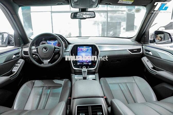 VinFast Lux SA2.0 sx2021 Premium 2.0 AT - 45000 km