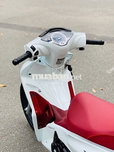 HONDA WAVE 125i NHẬP KHẨU THAILAND