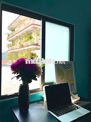 CHO THUÊ CĂN HỘ GÁC LỬNG CỬA SỔ TRỜI FULL NỘI THẤT NGAY HẠNH THÔNG TÂY