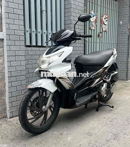 Hayate đẹp, máy êm thì thầm bao vọt biển SG