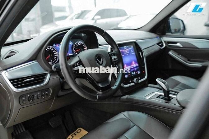 VinFast Lux SA2.0 sx2021 Premium 2.0 AT - 45000 km