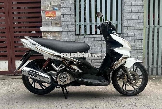 Hayate đẹp, máy êm thì thầm bao vọt biển SG