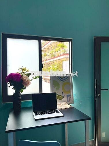 CHO THUÊ CĂN HỘ GÁC LỬNG CỬA SỔ TRỜI FULL NỘI THẤT NGAY HẠNH THÔNG TÂY