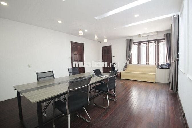 Giá 5$/m2 Cho 252m2 - Có sẵn 7P làm việc - Ngay Nguyễn Văn Trỗi Q. PN
