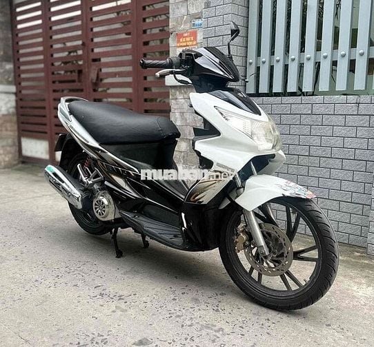 Hayate đẹp, máy êm thì thầm bao vọt biển SG