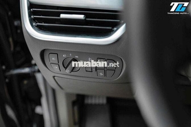 VinFast Lux SA2.0 sx2021 Premium 2.0 AT - 45000 km