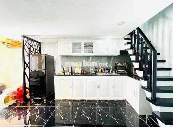 NHÀ P10 QUANG TRUNG GIÁ 2,79 TỶ 24m2 SỔ HỒNG RIÊNG 3 TẦNG