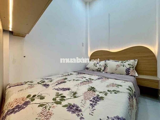 Bán Nhà Quang Trung - 2Tầng-2pn - xe Ba Gác tới nhà