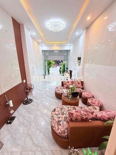 NHÀ 3 TẦNG MẶT TIỀN ĐƯỜNG NGUYỄN PHƯỚC NGUYÊN zá bằng nhà kiệt