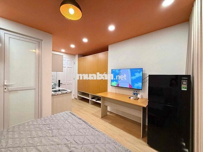 Cho Thuê CHDV Ngay Phan Xích Long_Cạnh Trườn Sa_Máy Giặt Riêng_Balcony