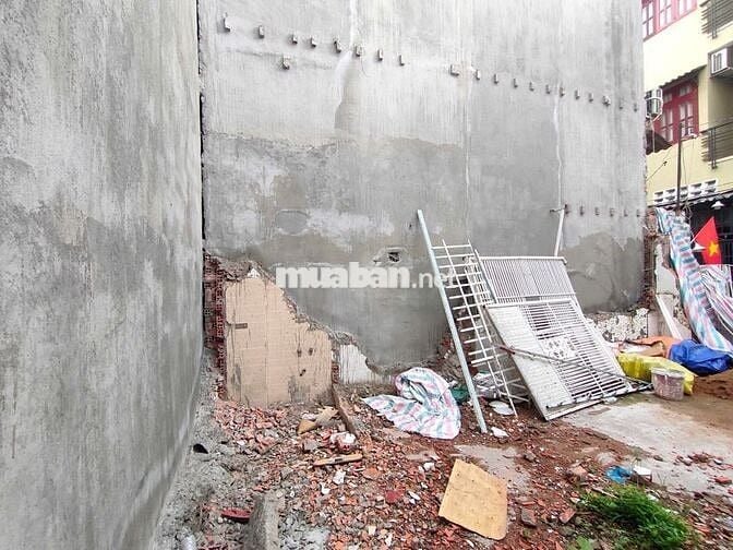 BÁN ĐẤT GẦN ĐƯỜNG PHAN XÍCH LONG, SỔ VUÔNG ĐẸP