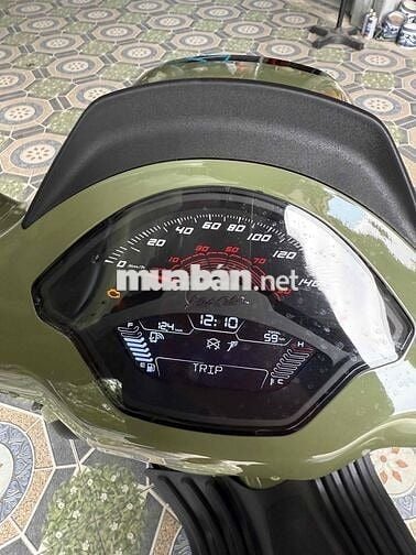 cần bán vesspa 2025