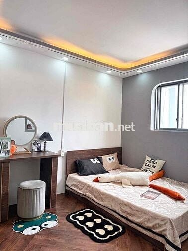 CHDV 1PN phòng ốc sạch sẽ , giờ giấc tự do. Tân bình