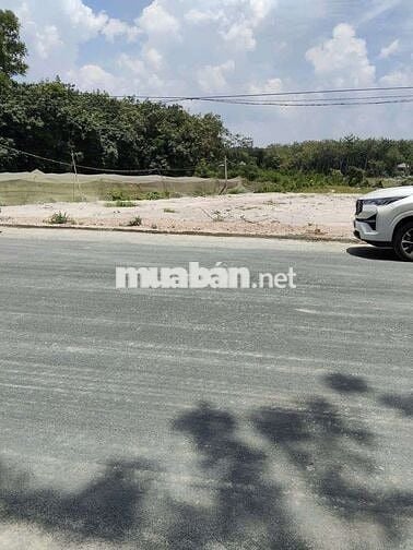 Đất khu công nghiệp mặt tiền kinh doanh