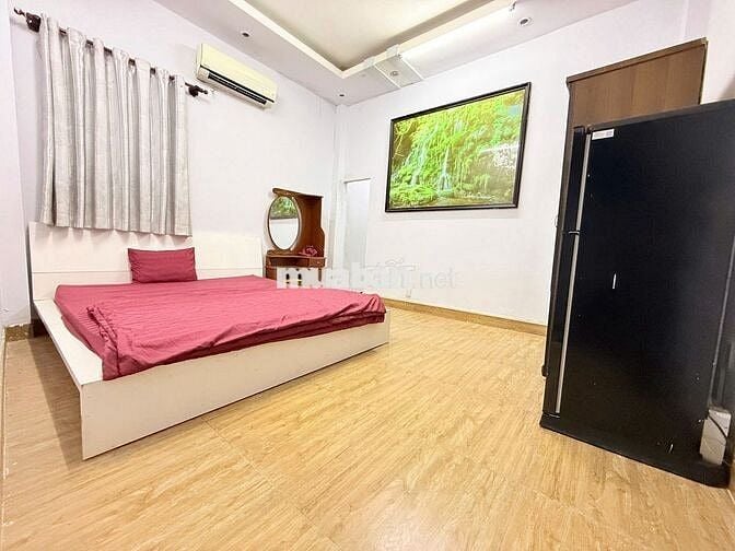 PHÒNG NỘI THẤT GIÁ RẺ CẠNH SÂN BAY