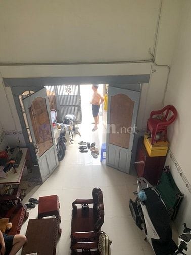 Nhà nở Hậu gần dự án cầu Nguyễn Khoái, Dt 5x12m