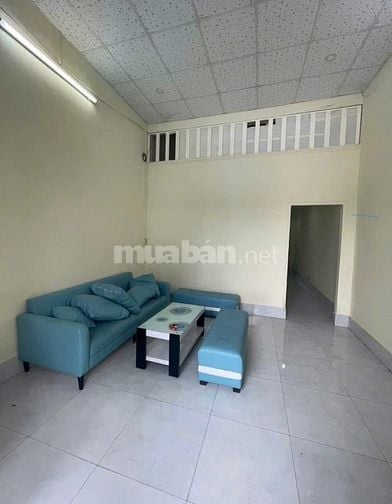 cần bán gấp căn nhà 139m2 ở Bà Điểm - Hóc Môn giá 790 triệu.