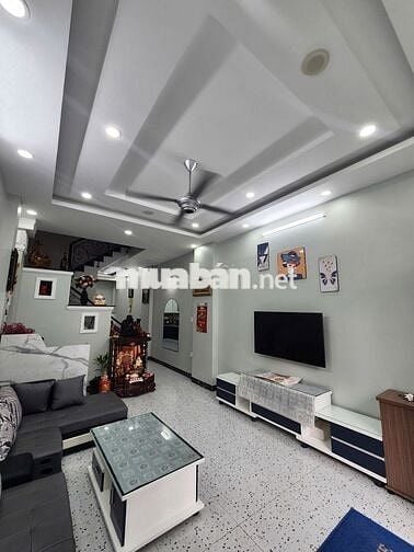 Sẵn nội thất SPA - Mặt tiền khu Bàu Cát, Tân Bình - DT 4x14m, GIÁ 15TR